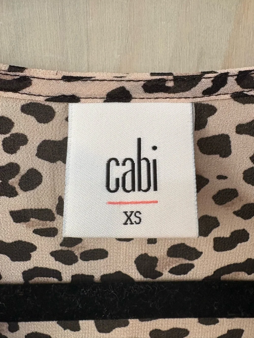 Cabi Sleeveless Animal Print V-Neck Top - Picture 6 of 9